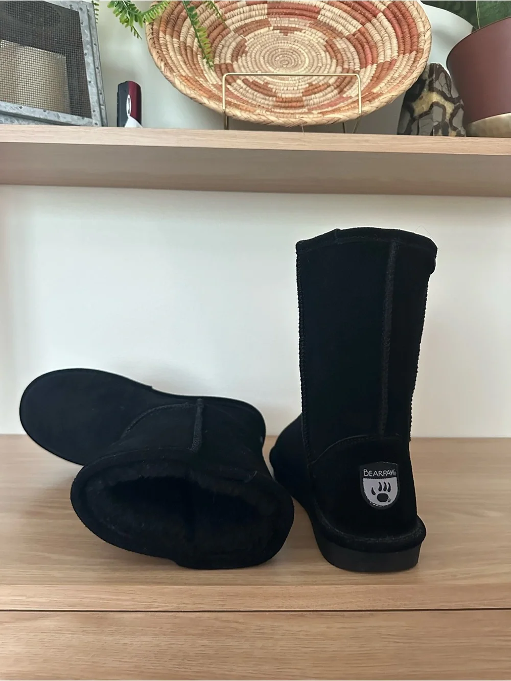 Bearpaw Women’s Elle Short Boots